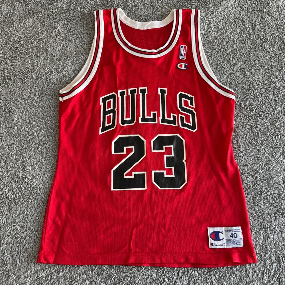 Vintage Champion Michael Jordan NBA Chicago Bulls Red Home Jersey Mens 40